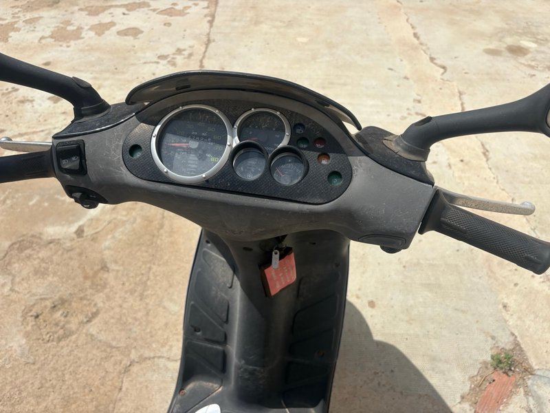 Piaggio Typhoon 50 — foto 5